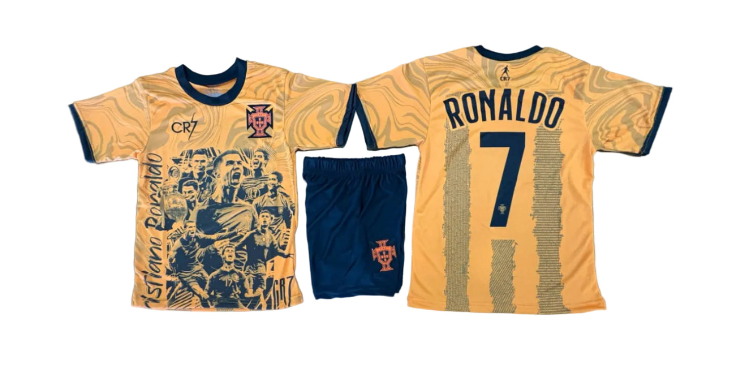 Orange CR7 Детски футболен спортен екип Роналдо с Чорапи на Portugаlia Лика 26