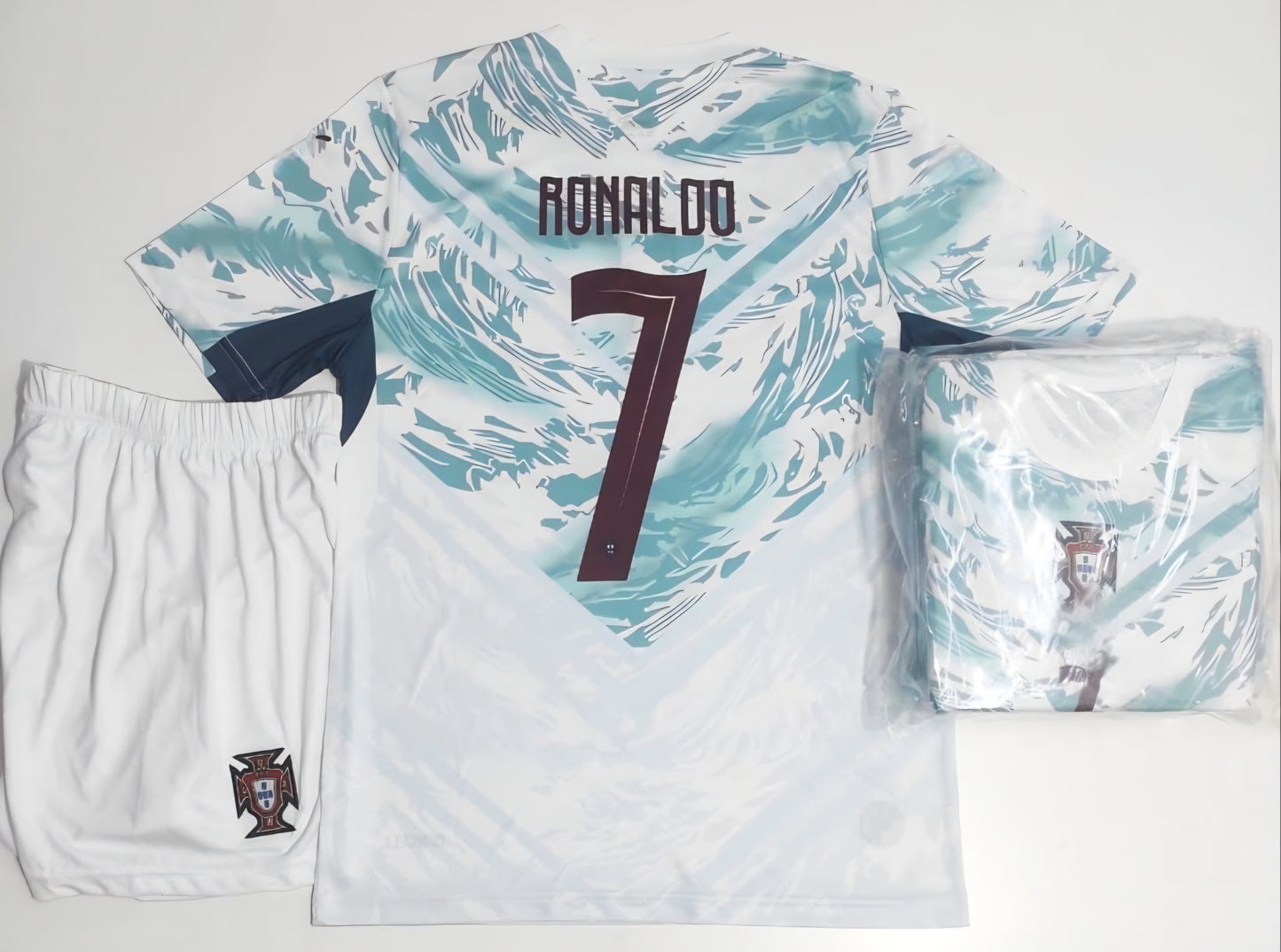 Световно 26 Португалия Детски екип с чорапи Роналдо 7, PORTUGAL Бял FIFA