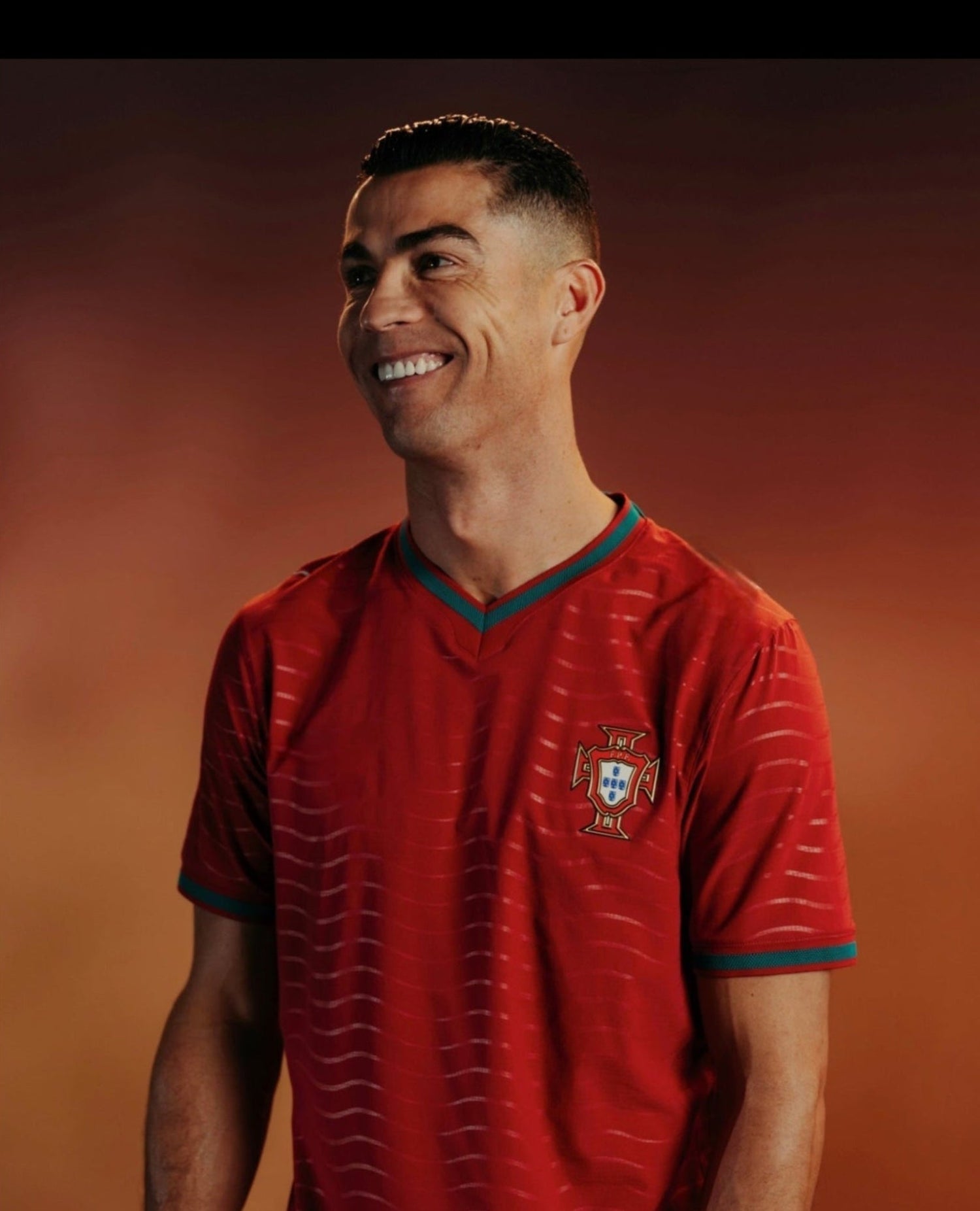 Детски футболни екипи на Роналдо