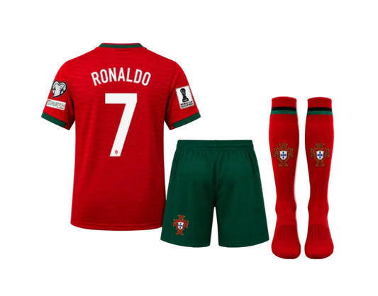 New FIFA BADGE Роналдо Световно 26 Детски спортен екип с Чорапи на CR7 Роналдо 7, ПОРТУГАЛИЯ