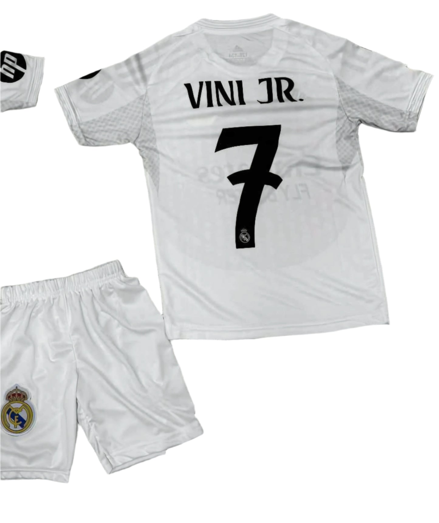 Детски спортен екип на Винисиус 7, футболен с Шорти VINI 7 REAL MADRID Бял 2025 (Copy)