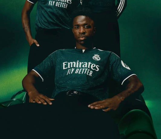 26/27 Нов Зелен Детски спортен екип на Винисиус 7, футболен VINI 7 REAL MADRID Green