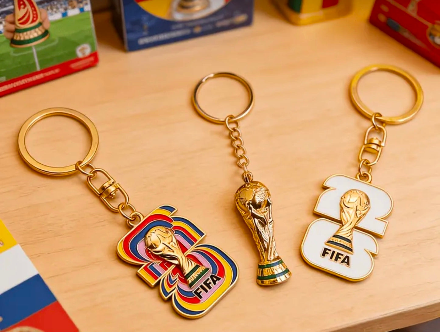 FIFA 26 WORLD CUP ключодържатели Купа + топка на Световно първенство