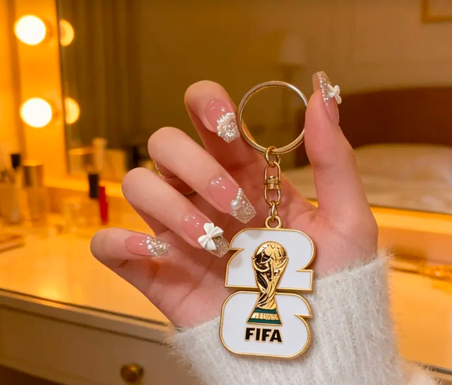 FIFA 26 WORLD CUP ключодържатели Купа + топка на Световно първенство